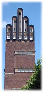 5-Finger-Turm